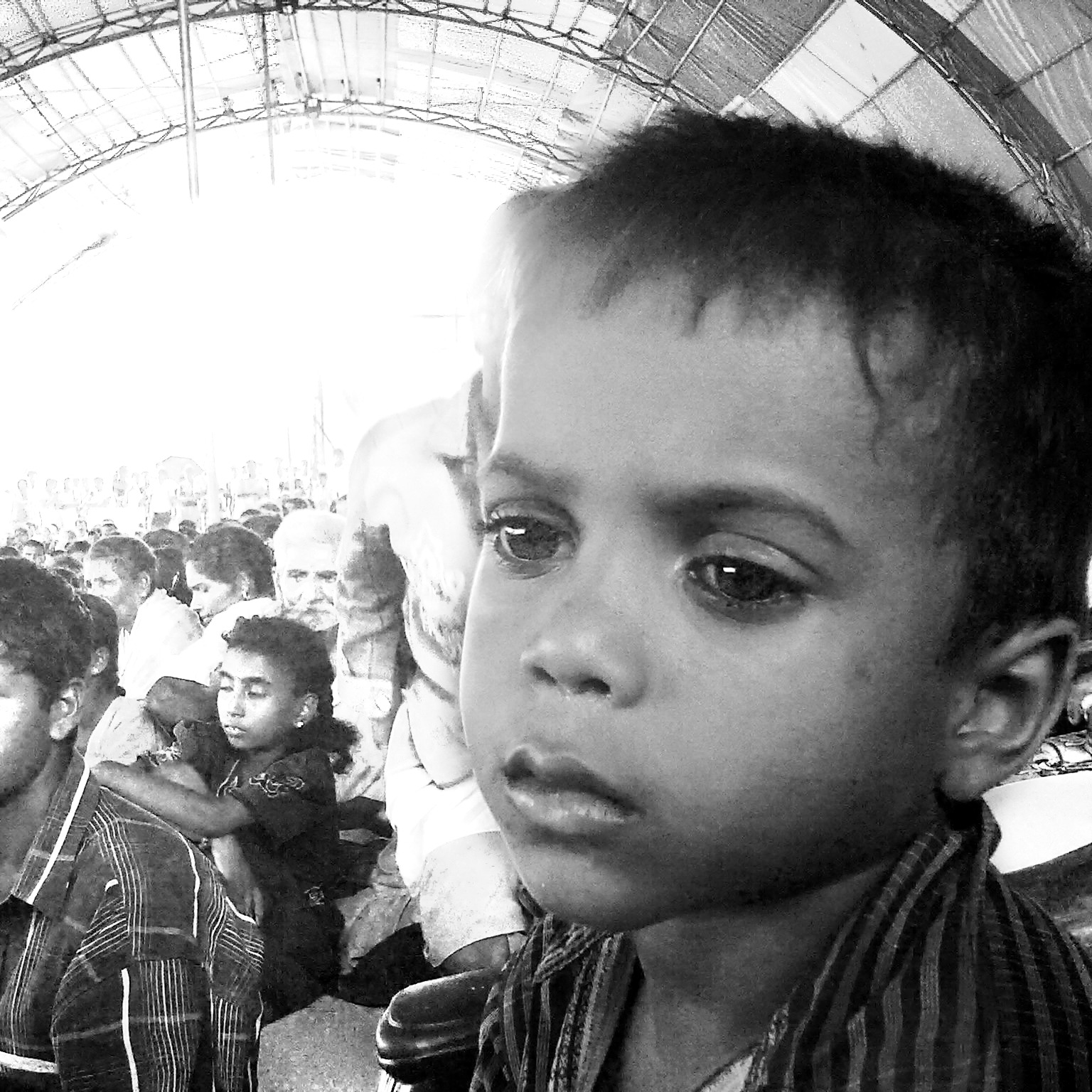 Displaced families at Menik Farm